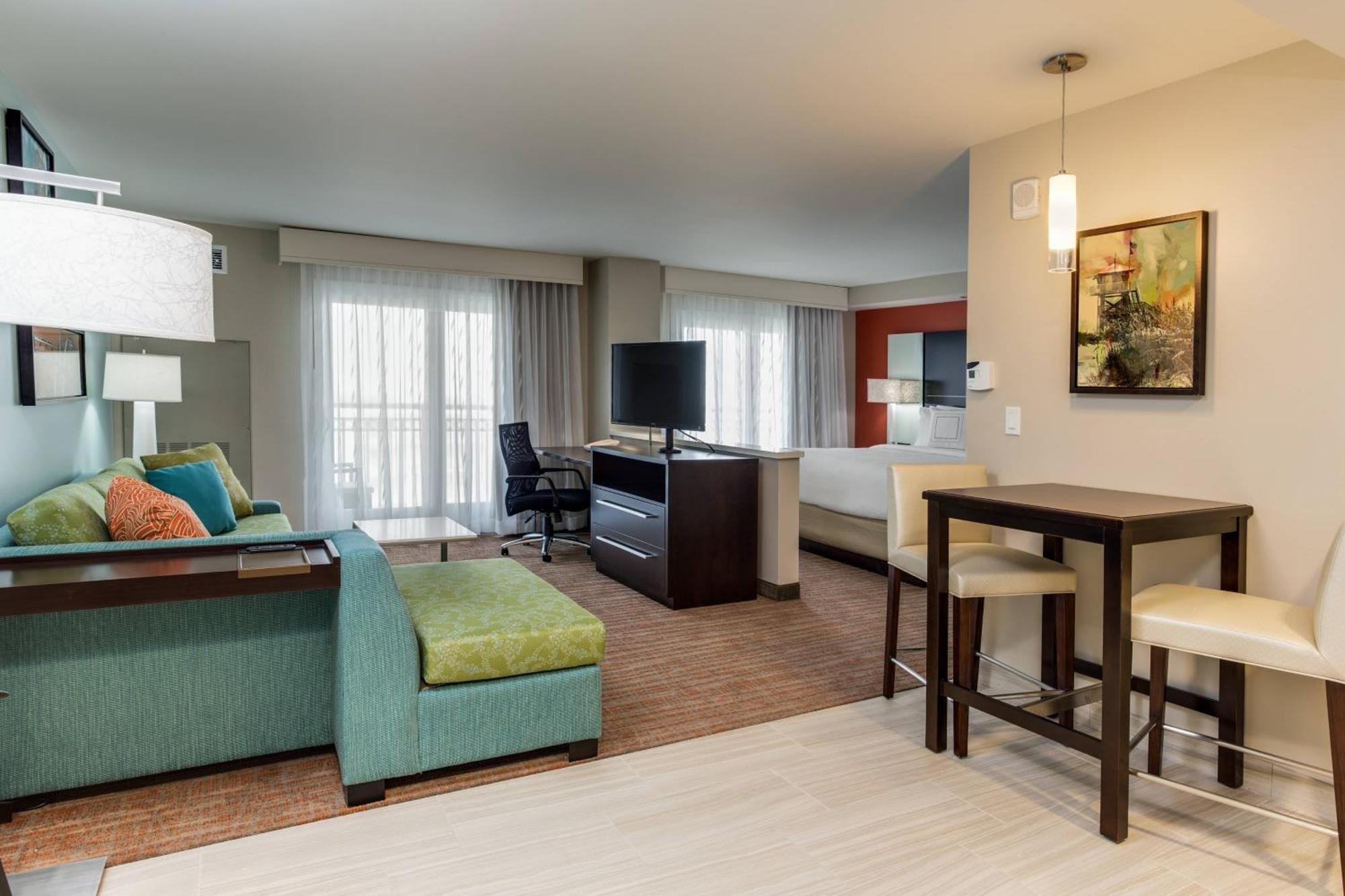 Hotel By Marriott Daytona Oceanfront 3*