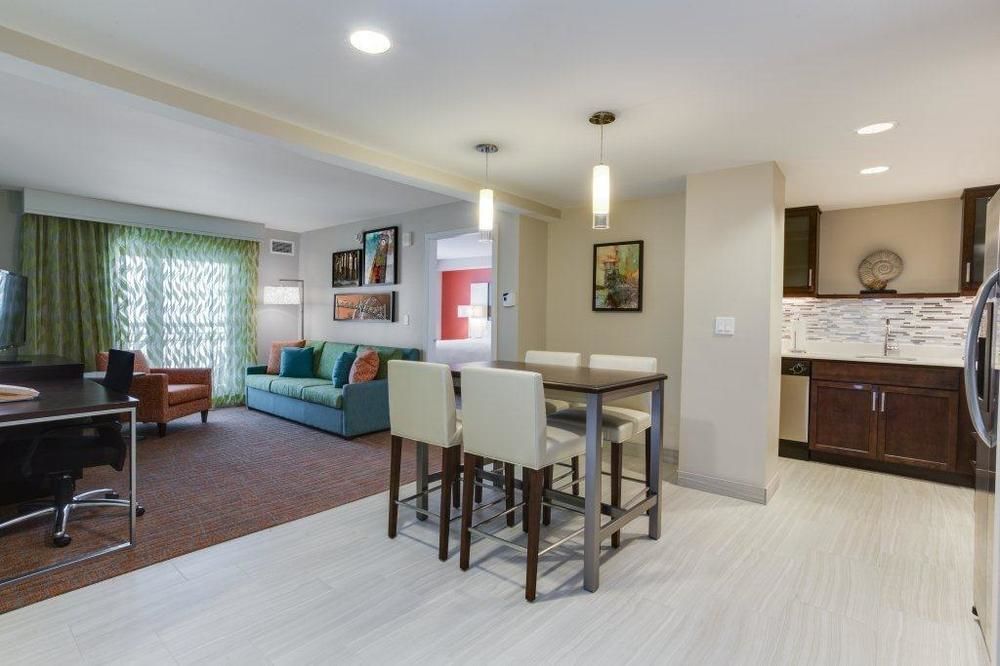 Hotel By Marriott Daytona Oceanfront 3*